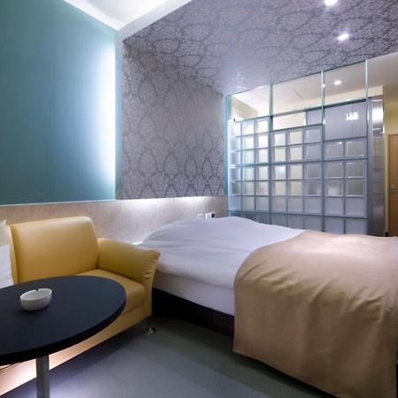 Hotel Glow Yokkaichi (Adults Only) Екстер'єр фото