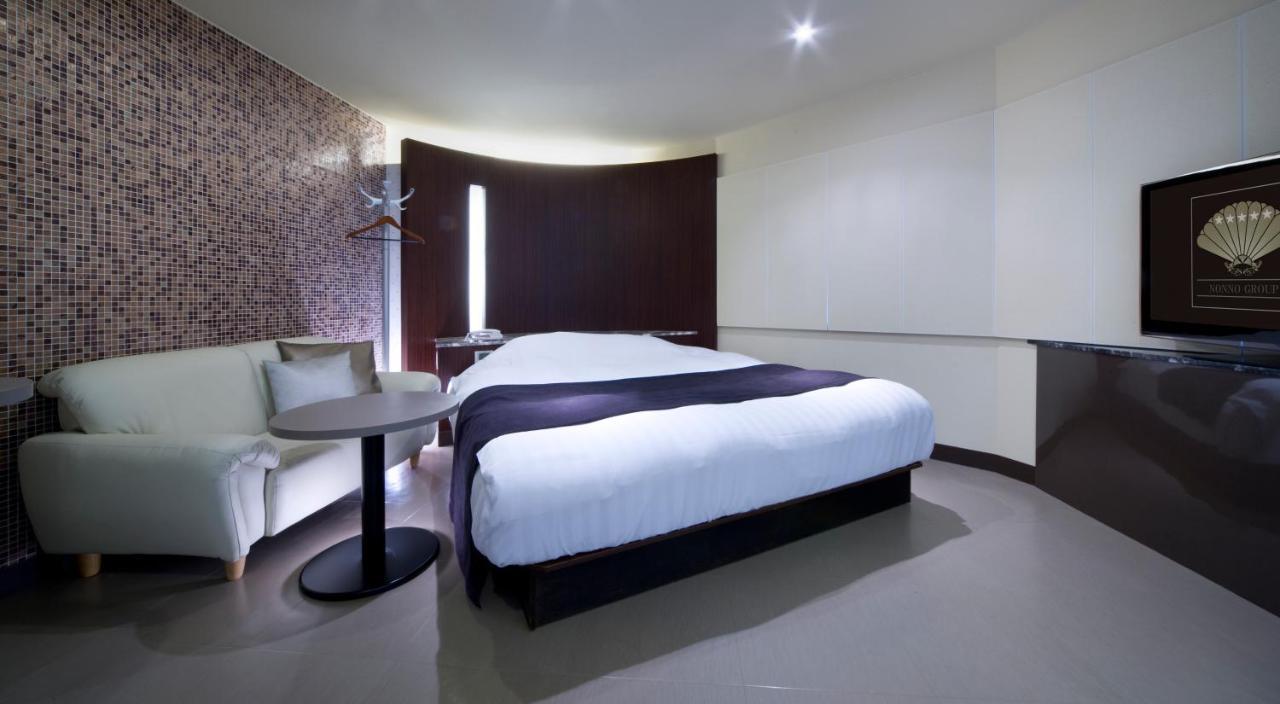 Hotel Glow Yokkaichi (Adults Only) Екстер'єр фото